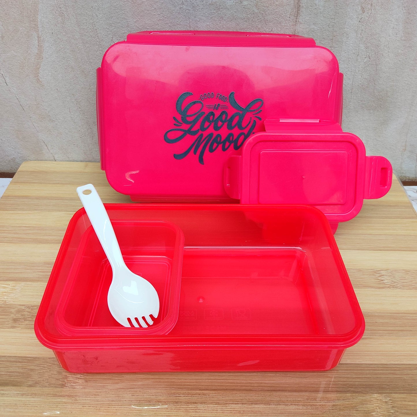 Plastic Lunch Box with Water Bottle Set for everyday use. durable, lightweight this lunch box keeps meals organized while the matching water bottle ensures easy hydration. Ideal for school, office, travel, and picnics. Compact design, easy to carry,