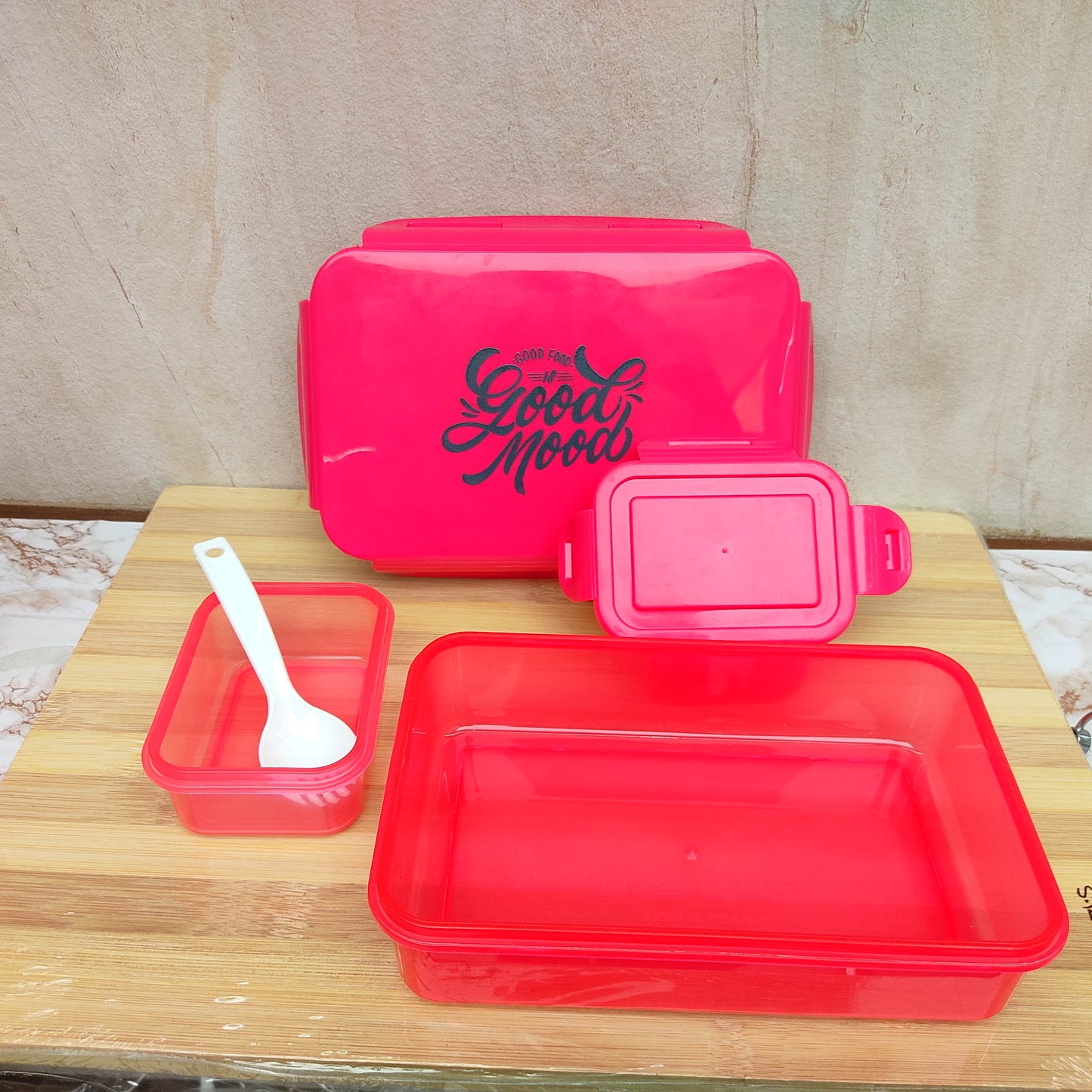 Plastic Lunch Box with Water Bottle Set for everyday use. durable, lightweight this lunch box keeps meals organized while the matching water bottle ensures easy hydration. Ideal for school, office, travel, and picnics. Compact design, easy to carry,