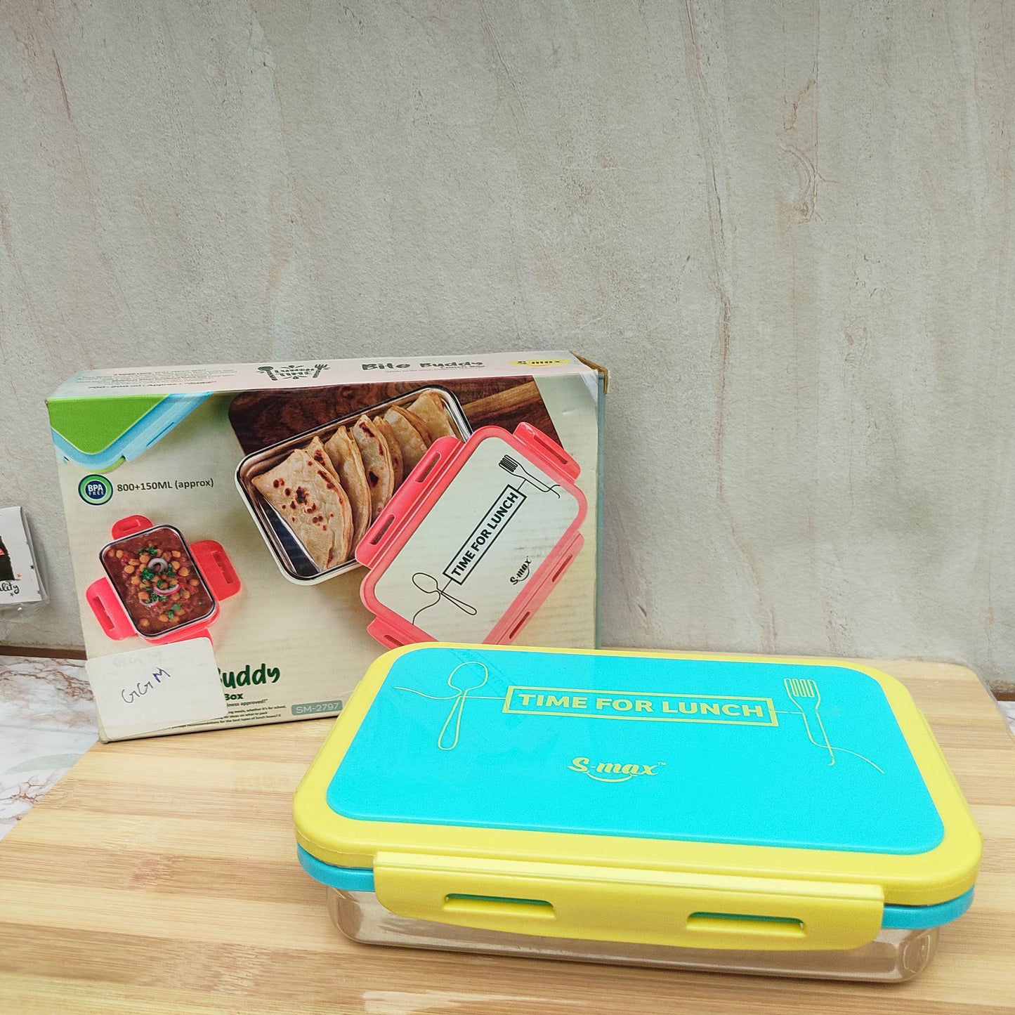 LUNCH BOX