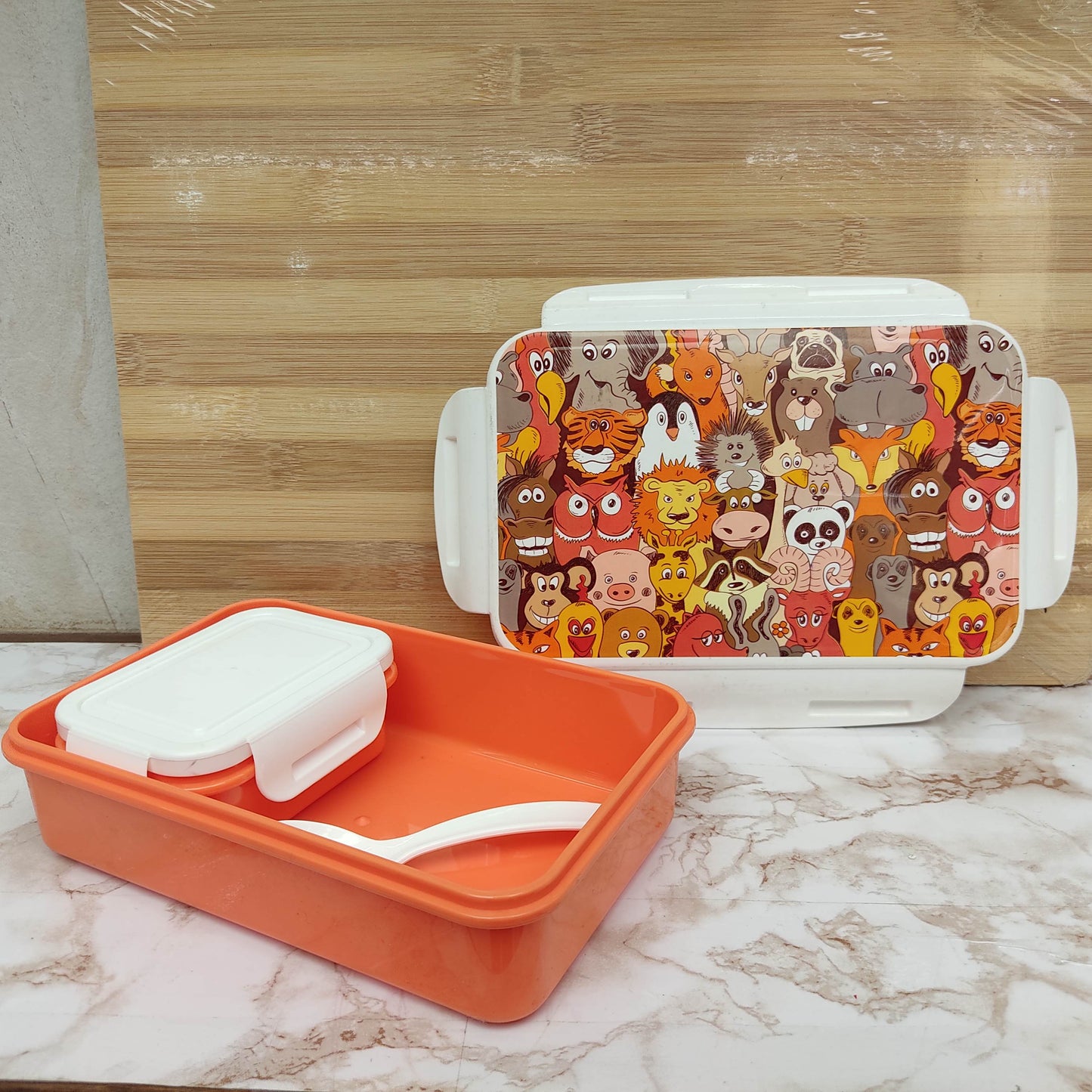 Plastic Lunch Box for everyday use. Made from durable, lightweight lunch box keeps meals organized , reusable, and simple to clean daily.
