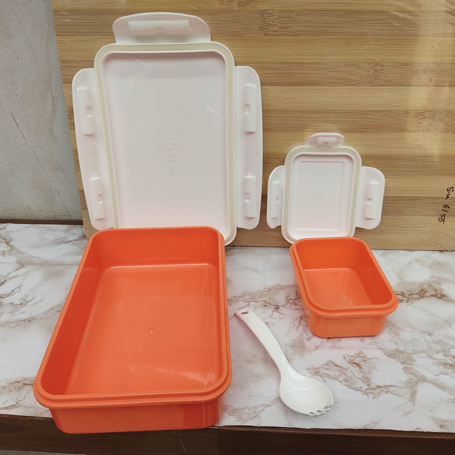 Plastic Lunch Box for everyday use. Made from durable, lightweight lunch box keeps meals organized , reusable, and simple to clean daily.