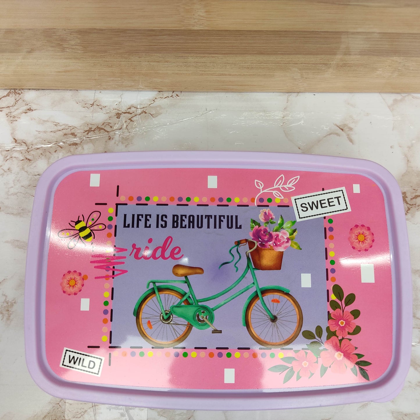 Durable Plastic Lunch Box with Secure Locking Lid, Leak Resistant Design, Spacious Compartments, Food Safe Material, Lightweight and Portable for School, Office, Travel, and Daily Use. Easy to Clean.