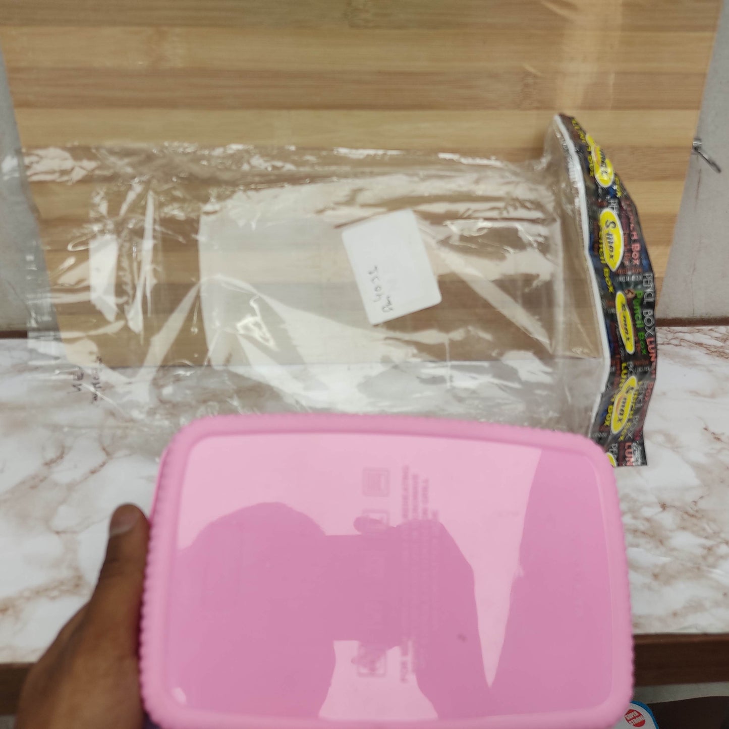 Durable Plastic Lunch Box with Secure Locking Lid, Leak Resistant Design, Spacious Compartments, Food Safe Material, Lightweight and Portable for School, Office, Travel, and Daily Use. Easy to Clean.