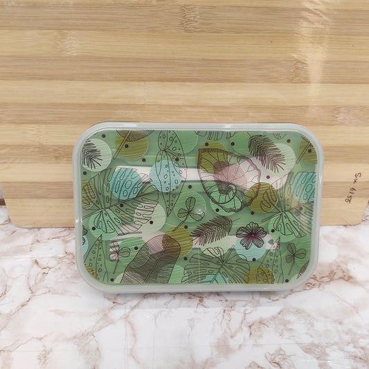 Durable Plastic Lunch Box with Secure Locking Lid, Leak Resistant Design, Spacious Compartments, Food Safe Material, Lightweight and Portable for School, Office, Travel, and Daily Use. Easy to Clean.